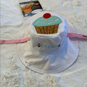 Reversible Children’s Hat with SPF protection